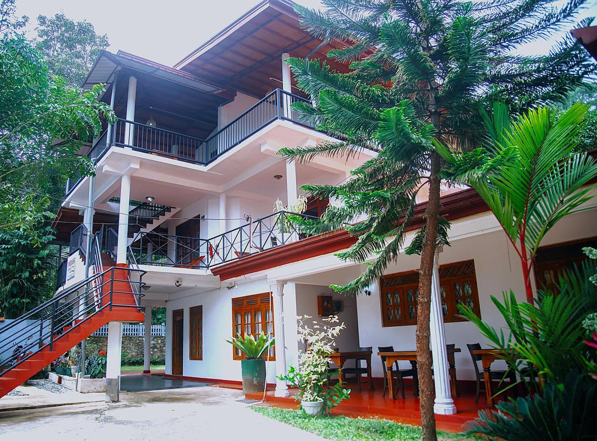 Freedom Guest Inn Ела Екстериор снимка