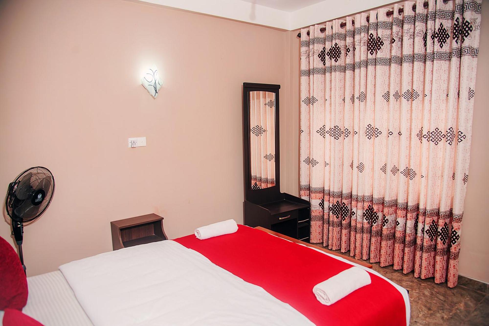 Freedom Guest Inn Ела Екстериор снимка